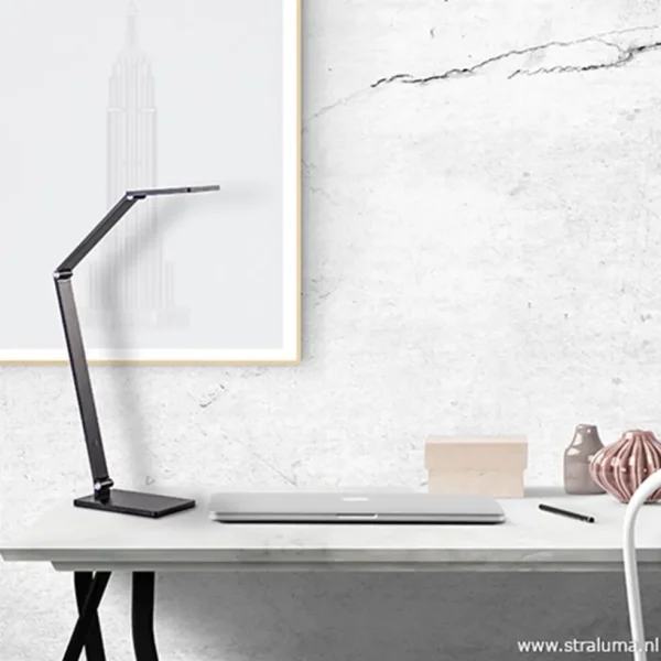 burolamp_galaxy_zwart_ste_4.webp Best Straluma Burolamp Galaxy zwart 3-step dimmer