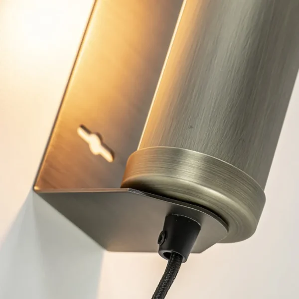 e_wandlamp_mat_antiek_bra_2.webp Best Straluma E14 wandlamp mat antiek brass met snoer