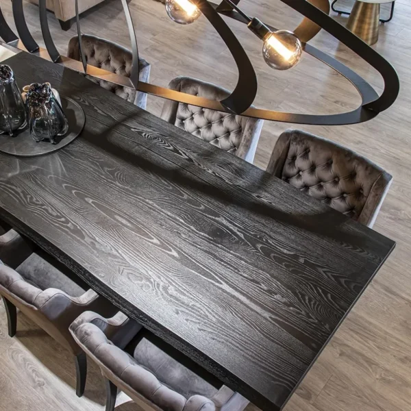 eiken_boomstam_tafel_met__4.webp Discount Straluma Eiken boomstam tafel met spinpoot zwart 240x100 cm