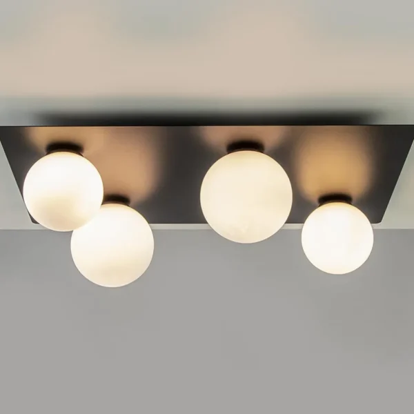 grote_plafondlamp_rechtho_1.webp Store Straluma Grote plafondlamp rechthoekig zwart met witte bollen