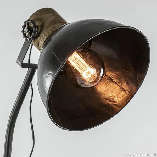 industrieel_landelijke_vl_2.webp Shop Straluma Industrieel landelijke vloerlamp Jody zink met hout