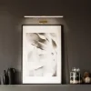 klassieke_schilderij_wand_4.webp Discount Straluma Klassieke schilderij wandlamp brons met LED