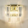 klassieke_wandlamp_goud_m_2.webp Store Straluma Klassieke wandlamp goud met helder glazen pegels