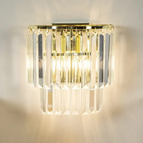 klassieke_wandlamp_goud_m_2.webp Store Straluma Klassieke wandlamp goud met helder glazen pegels