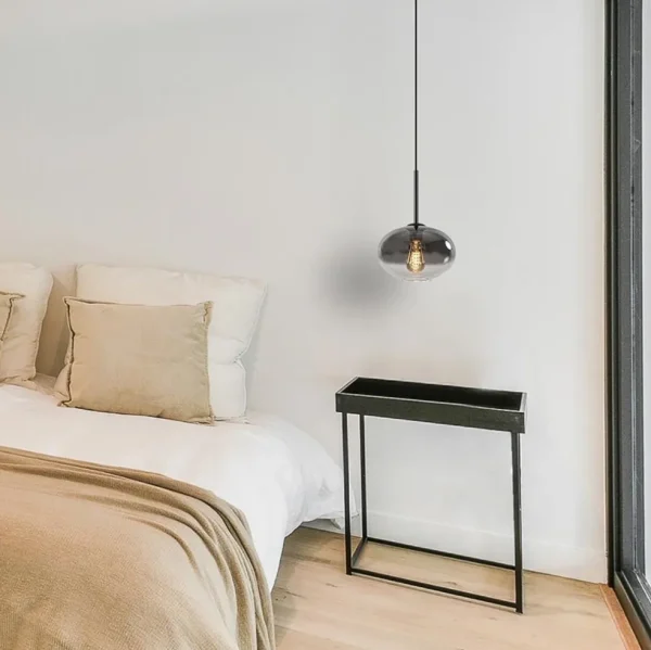 kleine_hanglamp_smoke_gla_4-1.webp Shop Straluma Kleine hanglamp smoke glas gradient met zwart