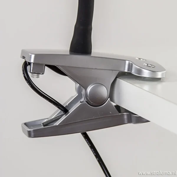 led_klemlampklemspot_zwar_2.webp Online Straluma LED klemlamp/klemspot zwart met zilver
