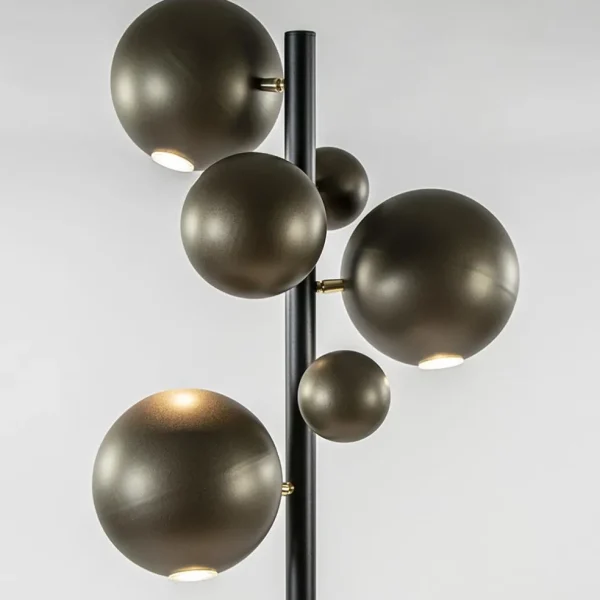 lichts_design_vloerlamp_z_2.webp Fashion Straluma 3-Lichts design vloerlamp zwart met platinum bollen
