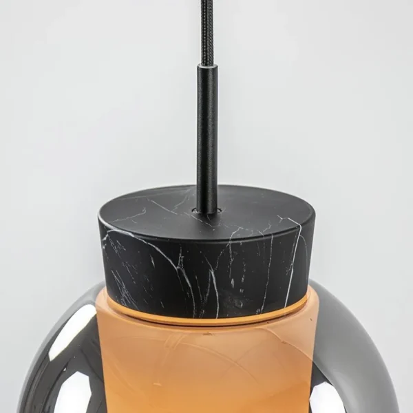 lichts_hanglamp_balk_zwar_2.webp Discount Straluma 3-Lichts hanglamp balk zwart/marmer met smoke glas