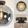mat_zwarte_plafondlamp_me_2-4.webp Discount Straluma Mat zwarte plafondlamp met smoke glazen bol 30 cm