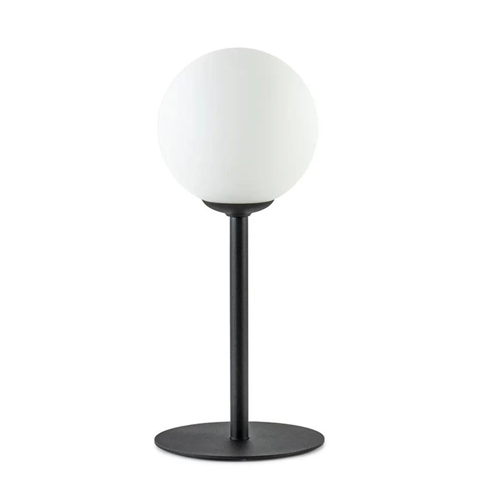 mat_zwarte_tafellamp_met__0-1.webp Store Straluma Mat zwarte tafellamp met witte glazen bol