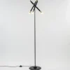mat_zwarte_vloerlamp_g_me_1.webp Hot Straluma Mat zwarte vloerlamp G9 met gouden accenten
