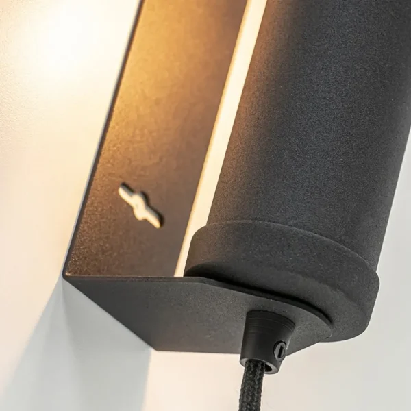 mat_zwarte_wandlamp_met_s_2-1.webp Clearance Straluma Mat zwarte wandlamp met snoer