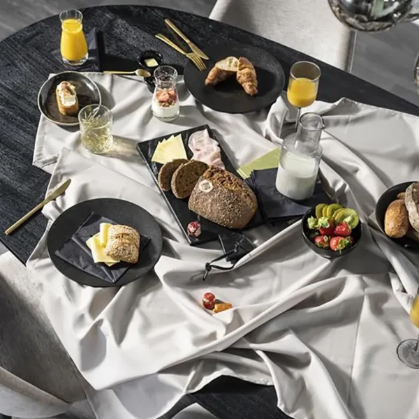 ovale_eettafel_aron_x_cm__4.webp Discount Straluma Ovale eettafel Aron 300x110 cm zwart mangohout