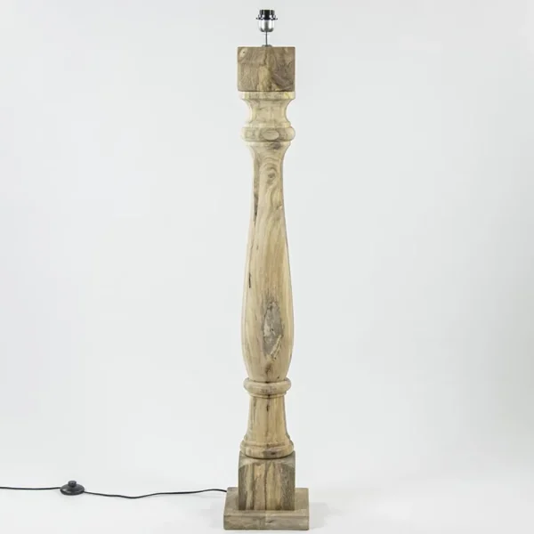 robuuste_lampvoet_robbia__1.webp Clearance Straluma Robuuste lampvoet Robbia hout exclusief kap