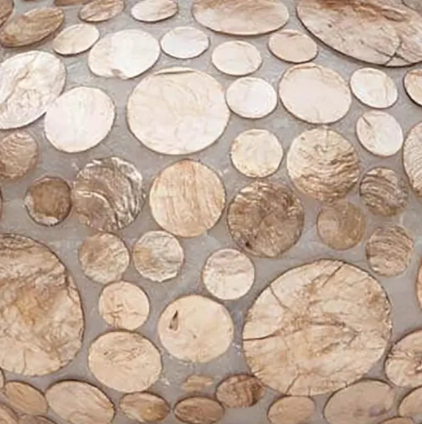schelpen_hanglamp_coin_go_3.webp Hot Straluma Schelpen hanglamp coin goudbruin groot