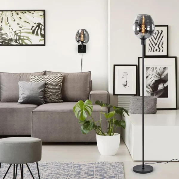 smoke_glazen_wandlamp_met_4.webp Clearance Straluma Smoke glazen wandlamp met zwart inclusief snoer