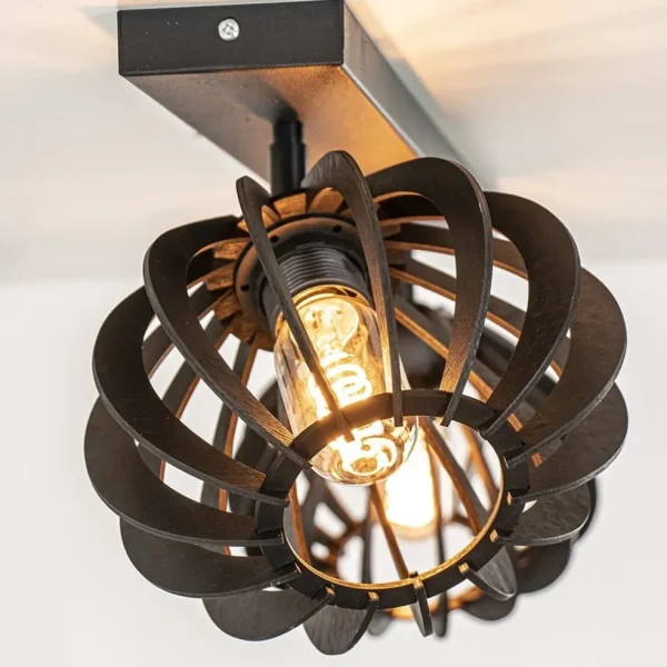 stoere_lichts_plafondlamp_2.webp Flash Sale Straluma Stoere 2-lichts plafondlamp met houten kappen zwart