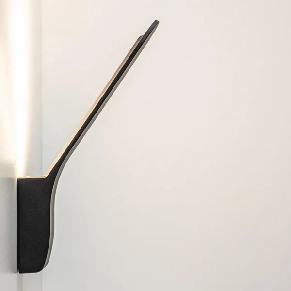 strakke_design_led_buiten_1.webp Hot Straluma Strakke design LED buitenlamp zwart wand