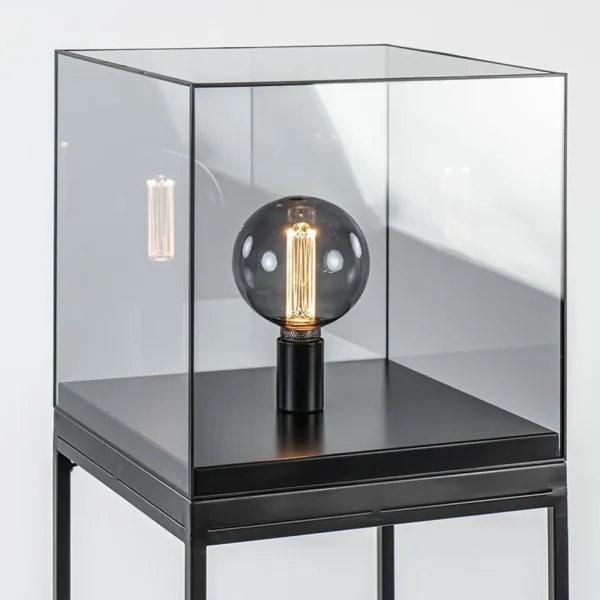 vloerlamp_askjer_kubus_zw_2.webp Fashion Straluma Vloerlamp Askjer kubus zwart/smoke glas
