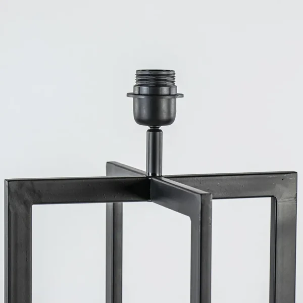 vloerlamp_mace_frame_zwar_1.webp Clearance Straluma Vloerlamp Mace frame zwart exclusief kap