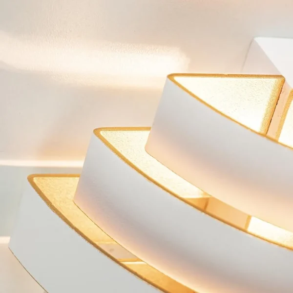 wandlamp_scudo_klein_witg_2.webp Store Straluma Wandlamp Scudo klein wit/goud