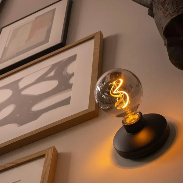 wandlamp_zwart_met_smoke__4.webp Best Straluma Wandlamp zwart met smoke dimbaar/oplaadbaar